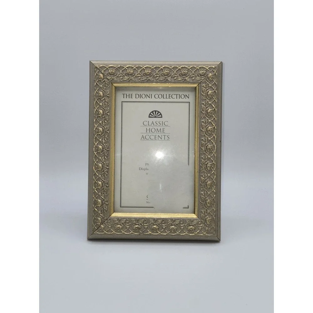 Dioni Collection Classic Home Accents Gold Ornate Picture Frame 5.5x3.5 Photo